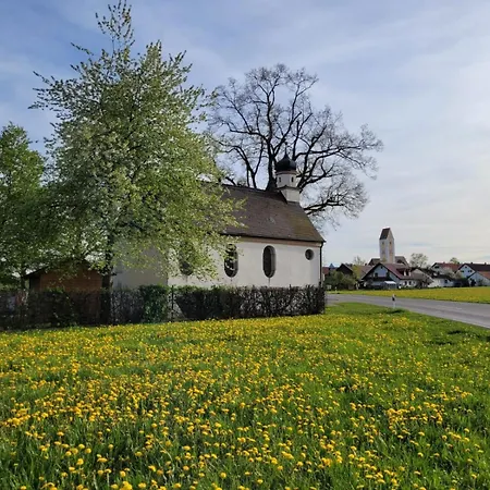 Idyllisches Mit Ausblick Apartment