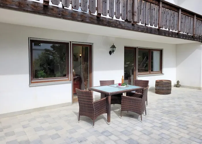 Apartment Idyllisches Mit Ausblick